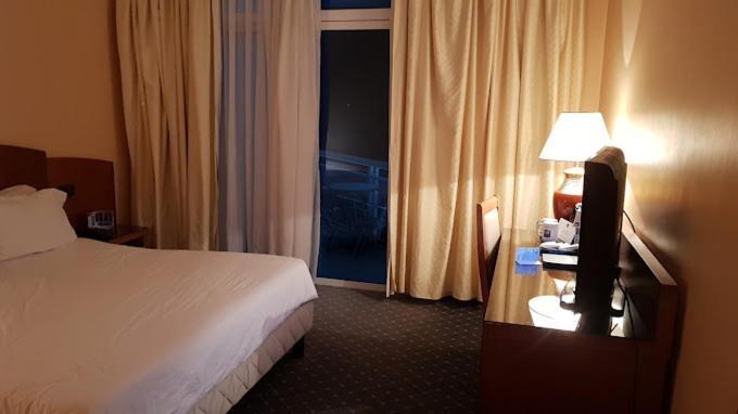 Hotel Sabri Άναμπα Εξωτερικό φωτογραφία